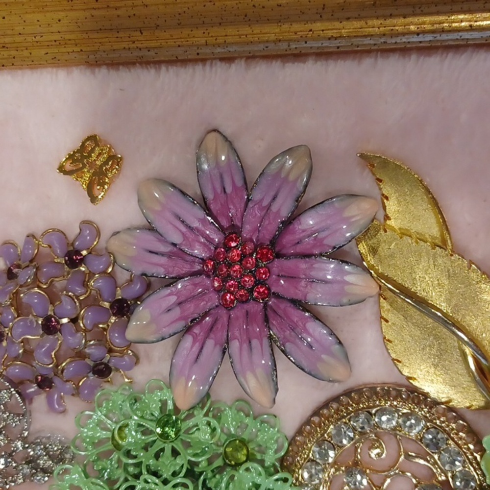 Floral Picture Art With Cats And Butterflies - Picture 6 of 7